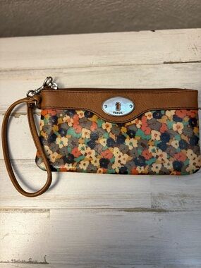 Fossil Brown Leather-Trim Floral Wristlet Clutch